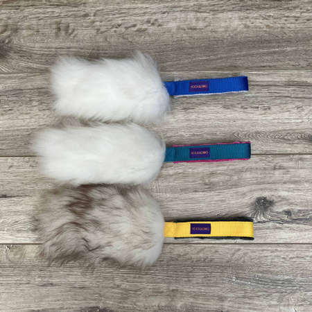 Pop niebieski - krótki szarpak z owczego futra