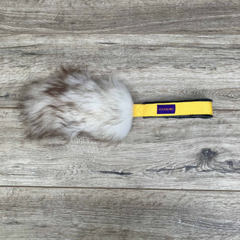 Pop żółty - krótki szarpak z owczego futra